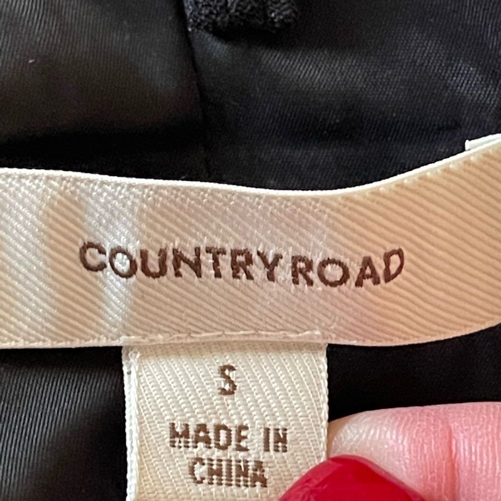 NWT Country Road halter top, structured crop top,black, Size small - Picture 6 of 10